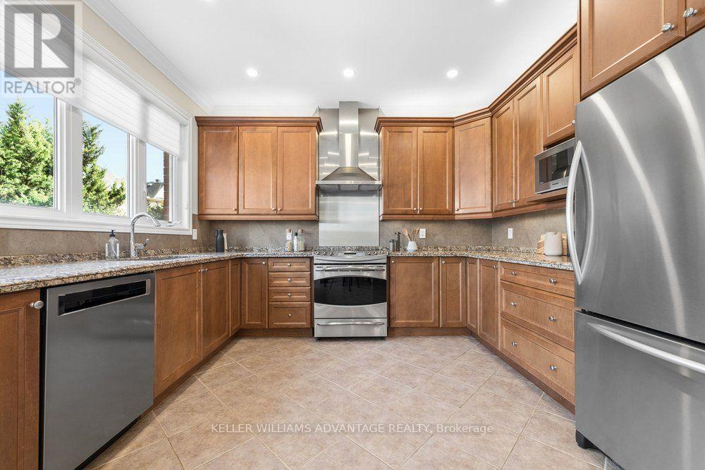 75 Forestbrook Drive, Markham, Ontario  L6B 0G2 - Photo 13 - N13782086