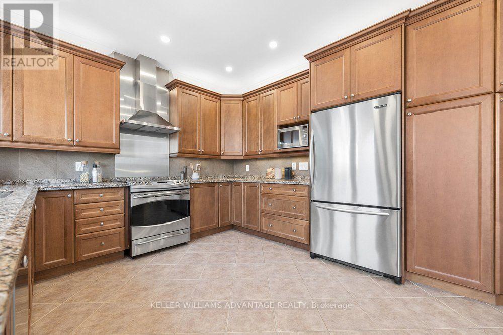 75 Forestbrook Drive, Markham, Ontario  L6B 0G2 - Photo 14 - N13782086
