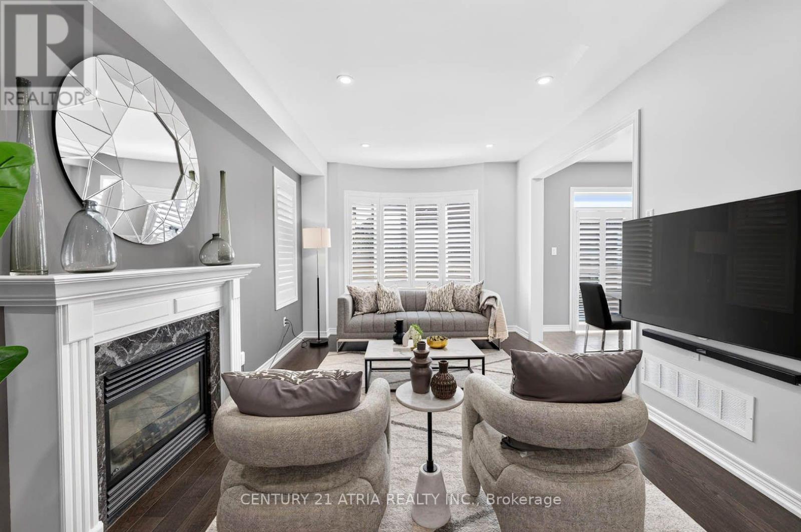 67 Holst Avenue, Markham, Ontario  L6C 0S6 - Photo 6 - N13782150