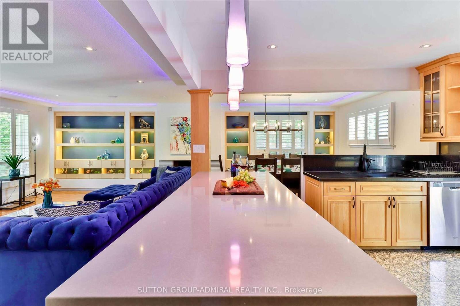 135 ELGIN STREET