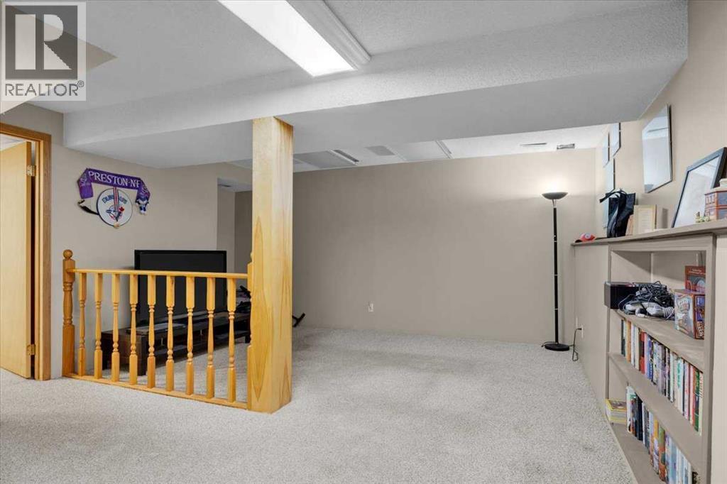 148 Deerview Way Se, Calgary, Alberta  T2J 6K3 - Photo 30 - A2343539