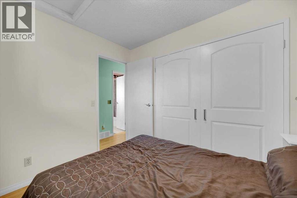 148 Deerview Way Se, Calgary, Alberta  T2J 6K3 - Photo 25 - A2343539