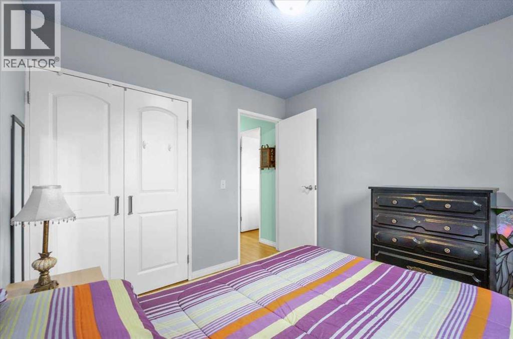 148 Deerview Way Se, Calgary, Alberta  T2J 6K3 - Photo 27 - A2343539