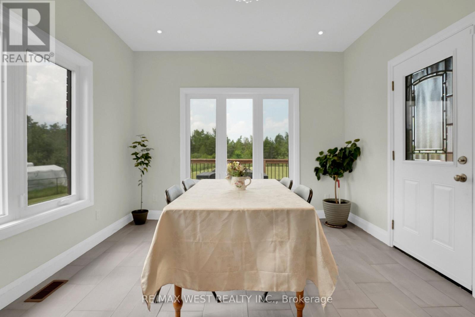 4098 Concession 12 Sunnidale Road, Clearview, Ontario  L0M 1S0 - Photo 7 - S13782196