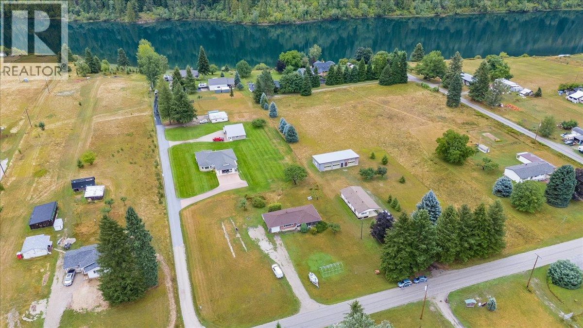 2626 Shoreacres Road, Castlegar, British Columbia V1N 4P8 - Photo 54 - 10399803