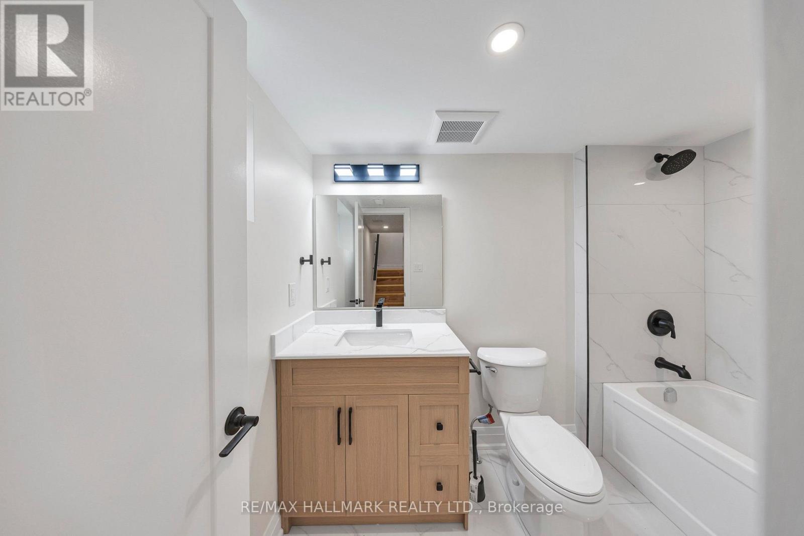 Bsmt - 37 Brisco Street, Brampton, Ontario  L6V 1X1 - Photo 6 - W13782128
