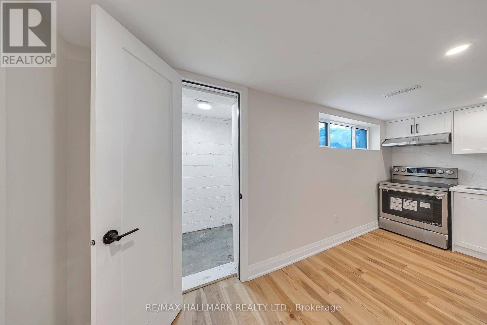 Bsmt - 37 Brisco Street, Brampton, Ontario  L6V 1X1 - Photo 9 - W13782128