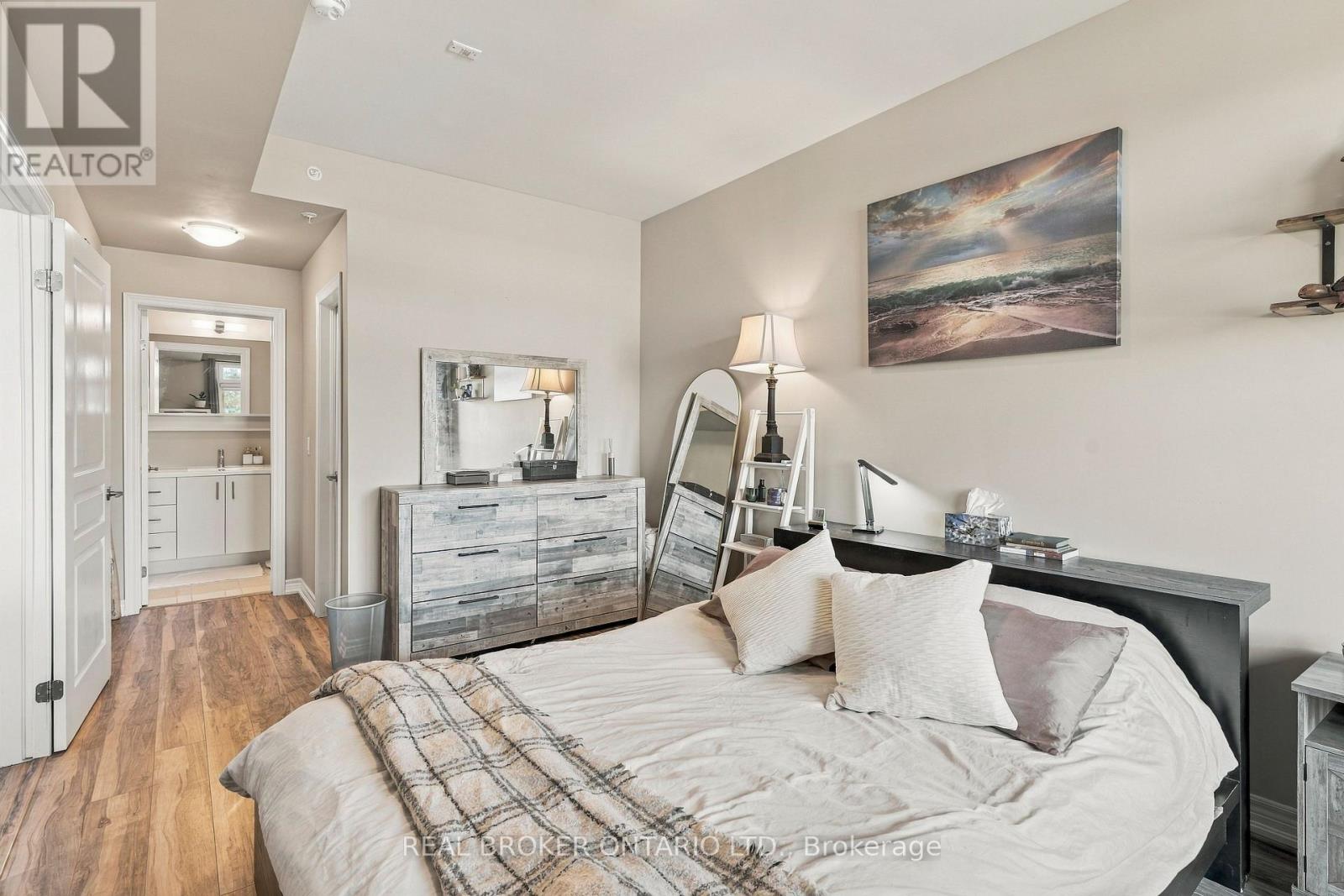 457 Plains Road E, Burlington, Ontario  L7T 0B8 - Photo 11 - W13782206