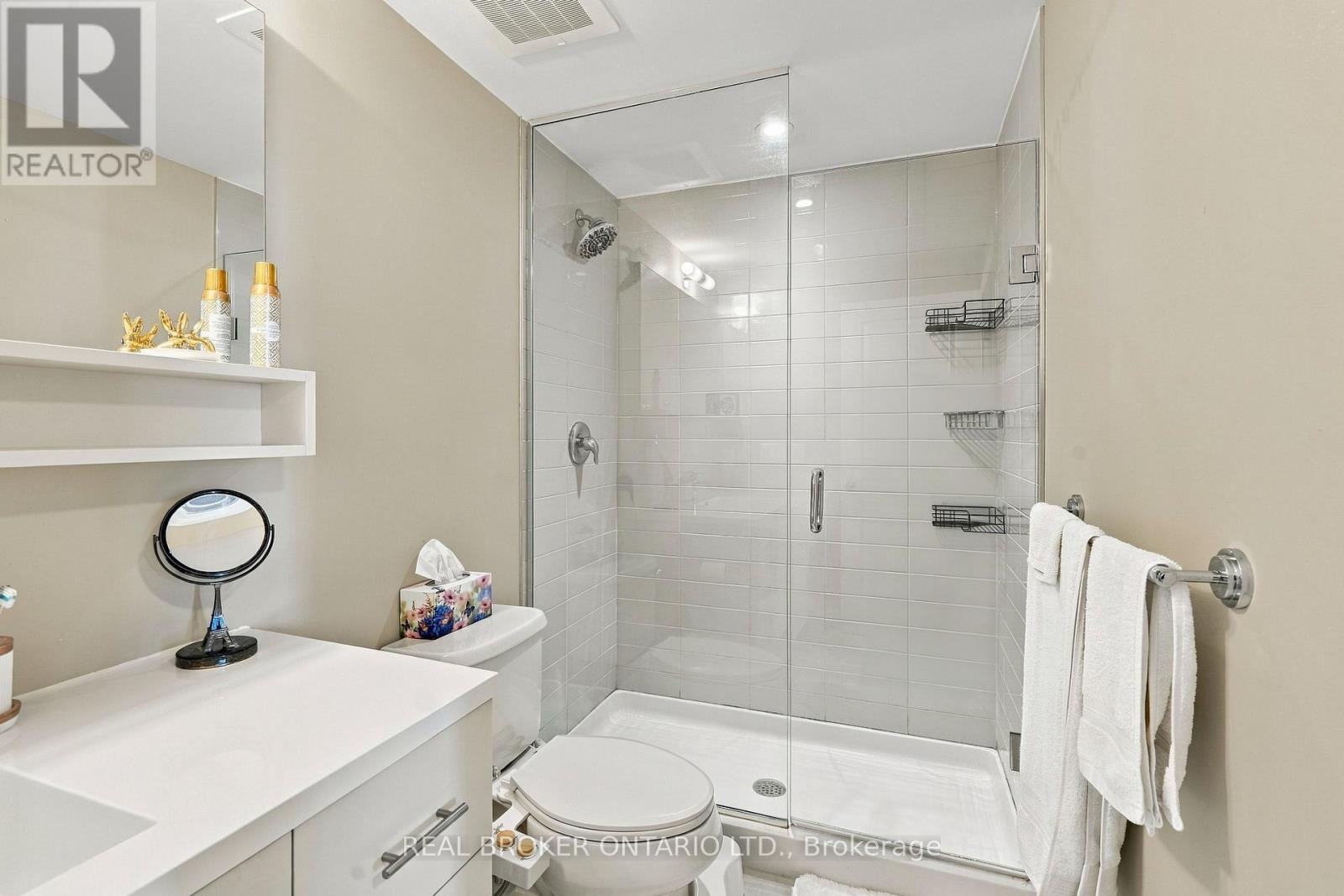 457 Plains Road E, Burlington, Ontario  L7T 0B8 - Photo 12 - W13782206