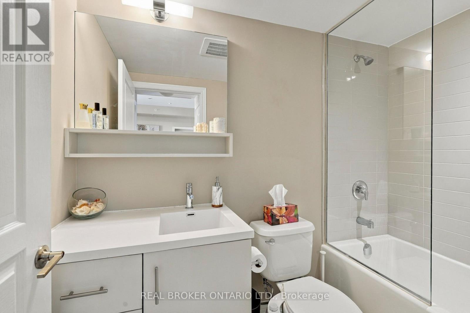 457 Plains Road E, Burlington, Ontario  L7T 0B8 - Photo 17 - W13782206