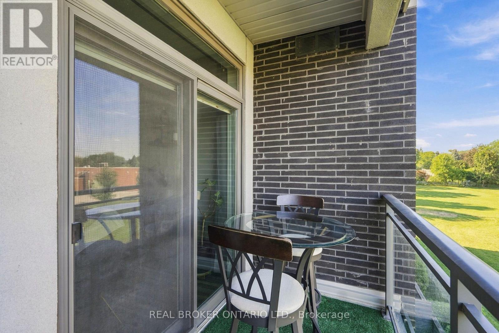 457 Plains Road E, Burlington, Ontario  L7T 0B8 - Photo 20 - W13782206