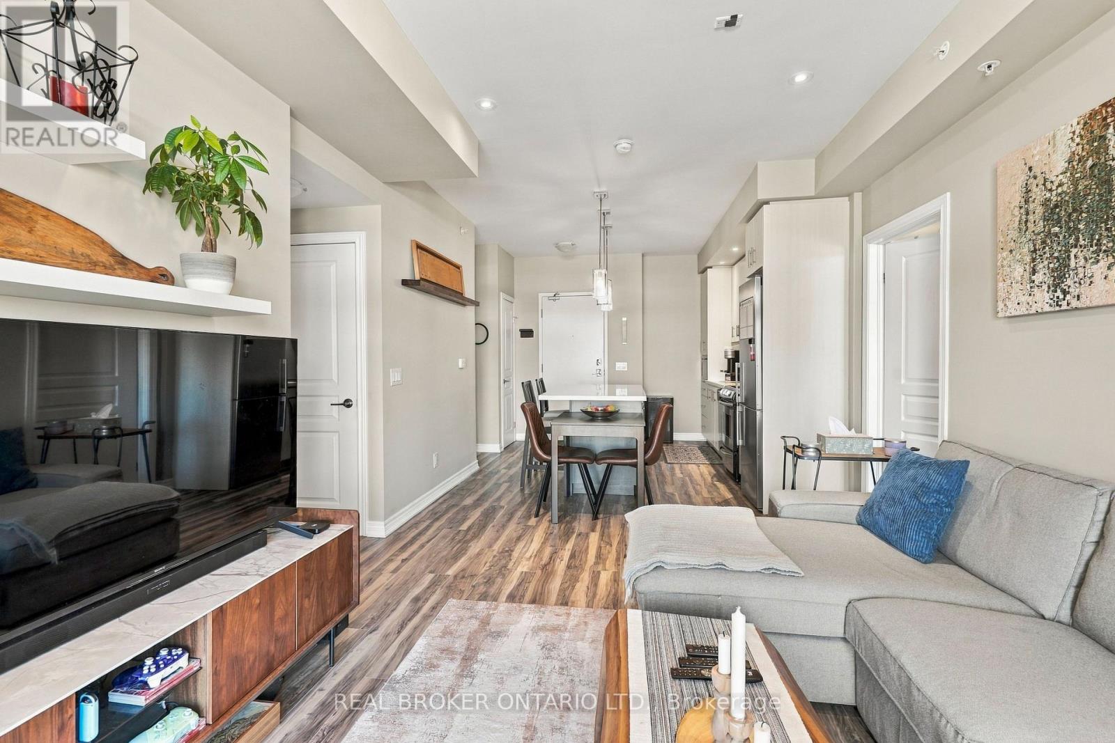 457 Plains Road E, Burlington, Ontario  L7T 0B8 - Photo 8 - W13782206