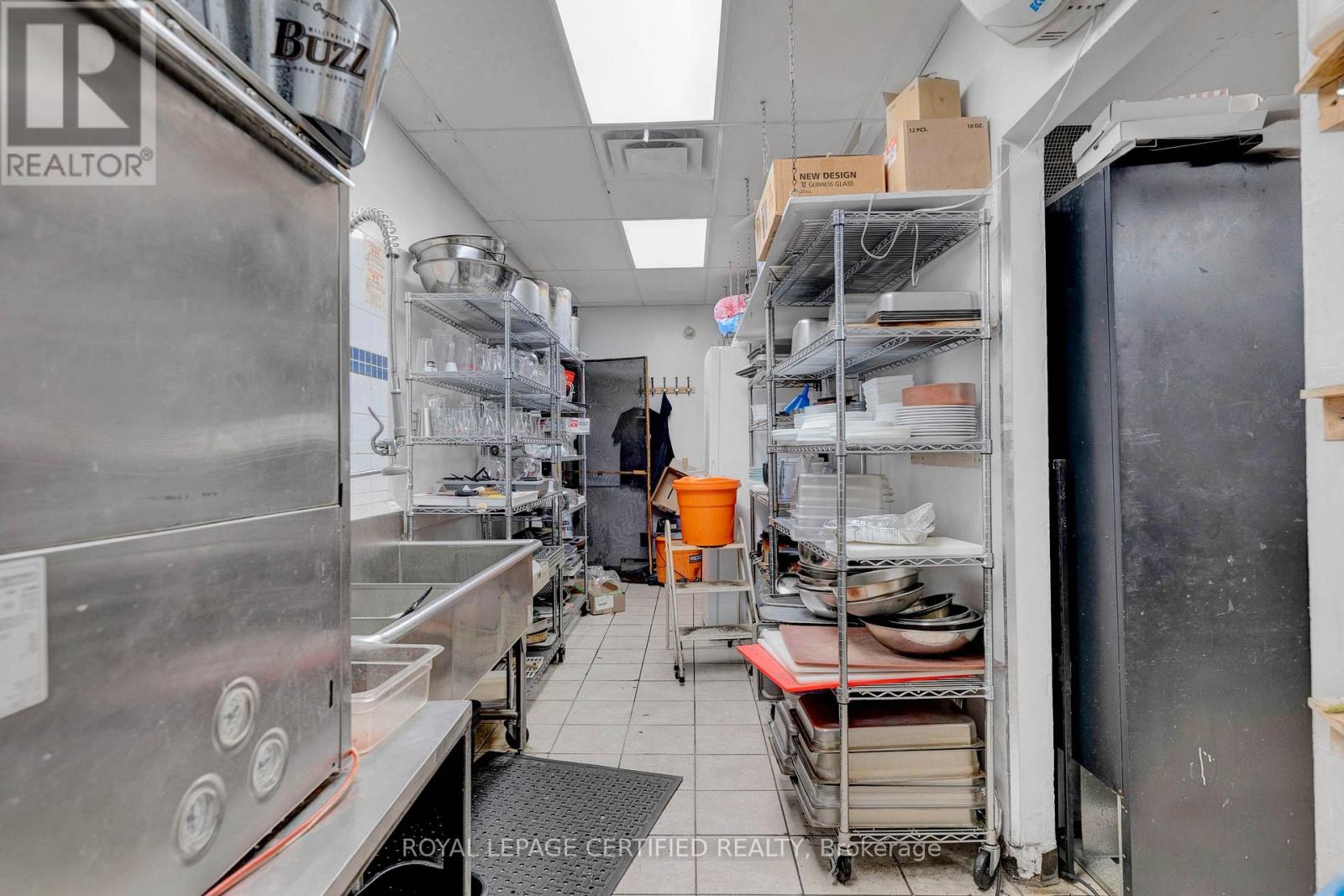 5025 Steeles Avenue W, Toronto, Ontario  M9L 2X1 - Photo 16 - W13782324