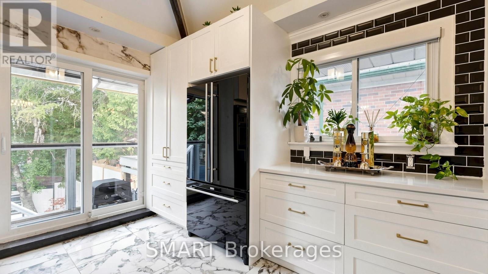 339 East Avenue, Toronto, Ontario  M1C 2W5 - Photo 18 - E13464534