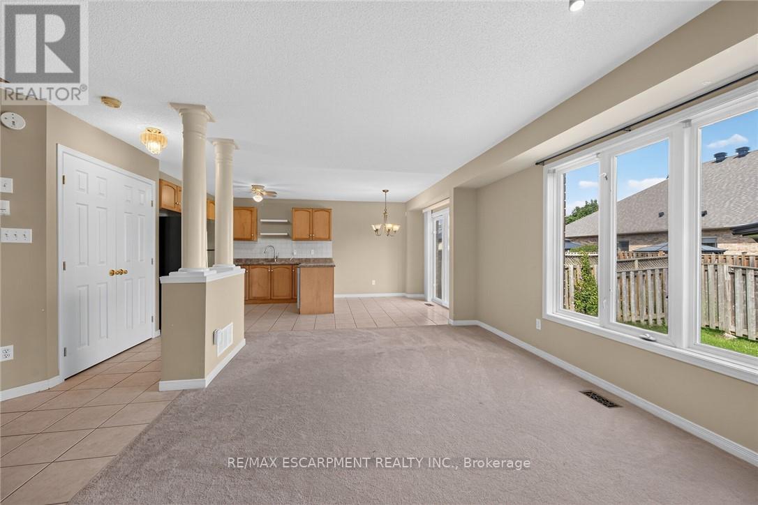 302 Southbrook Drive, Hamilton, Ontario  L0R 1C0 - Photo 10 - X13782186