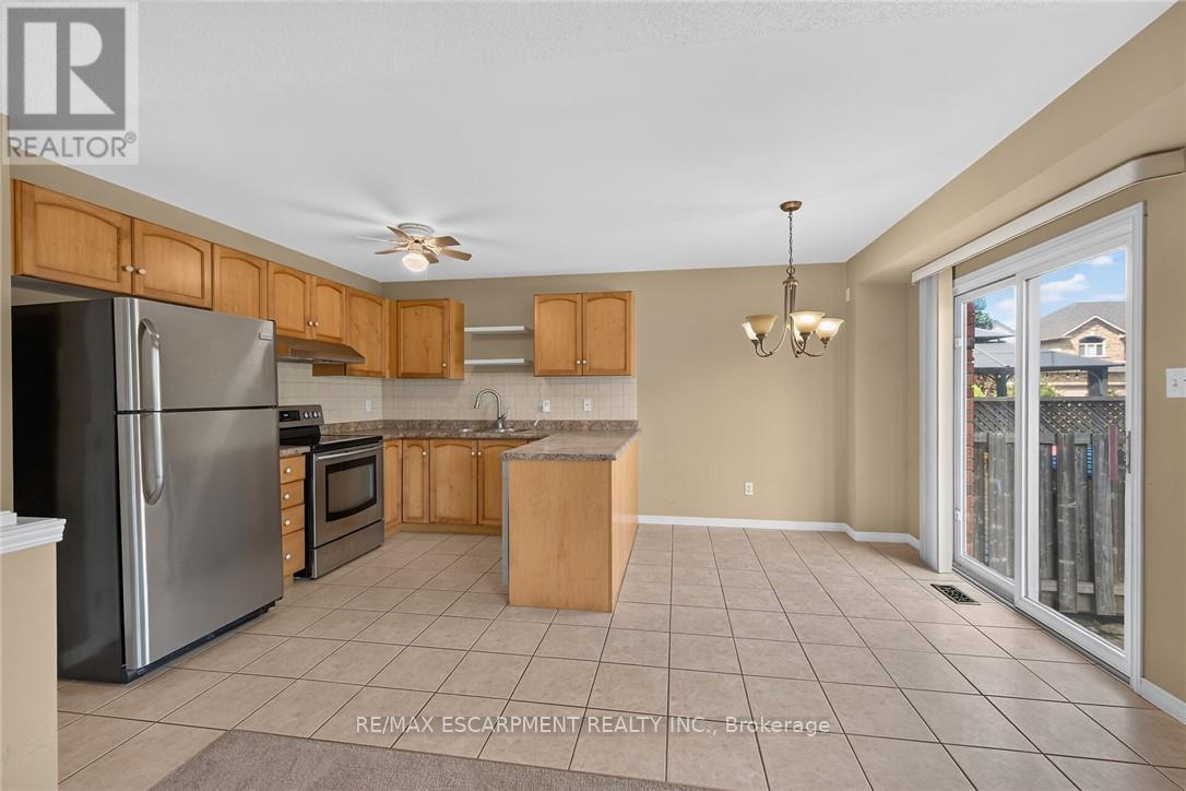 302 Southbrook Drive, Hamilton, Ontario  L0R 1C0 - Photo 14 - X13782186