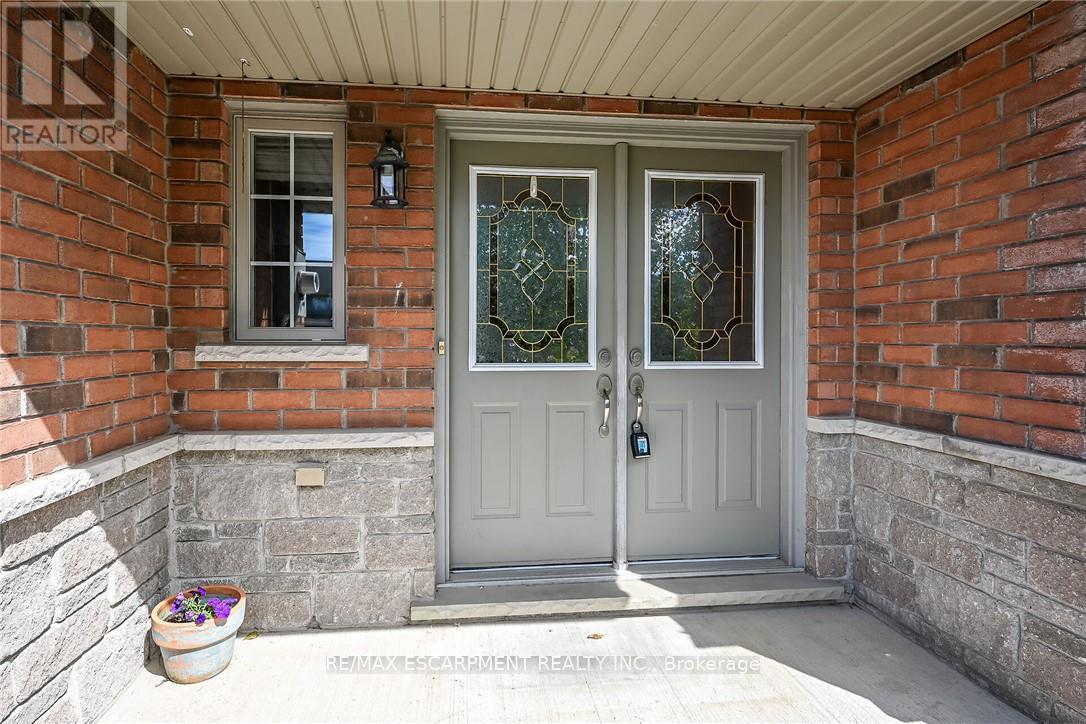 302 Southbrook Drive, Hamilton, Ontario  L0R 1C0 - Photo 3 - X13782186