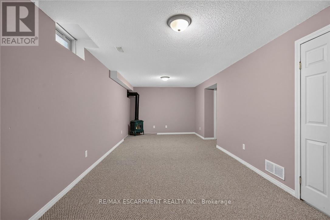 302 Southbrook Drive, Hamilton, Ontario  L0R 1C0 - Photo 33 - X13782186