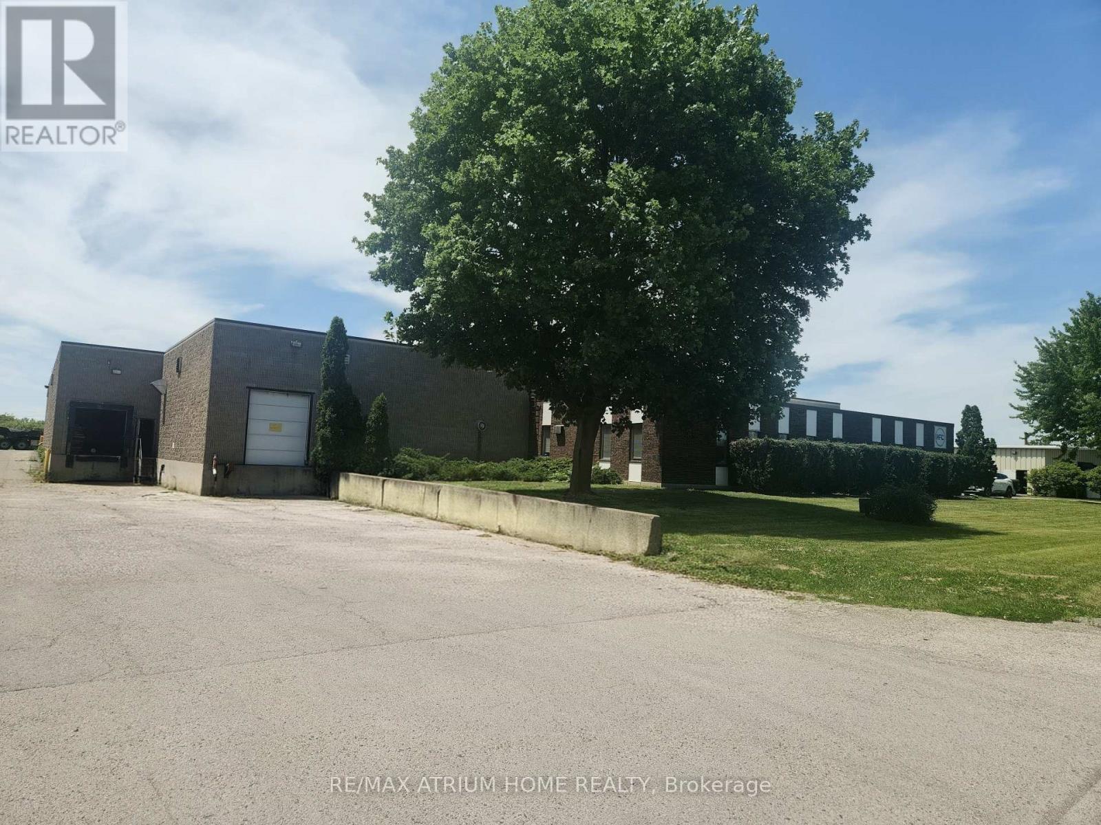 1019 Adelaide Street S, London South, Ontario  N6E 1R4 - Photo 2 - X13782190