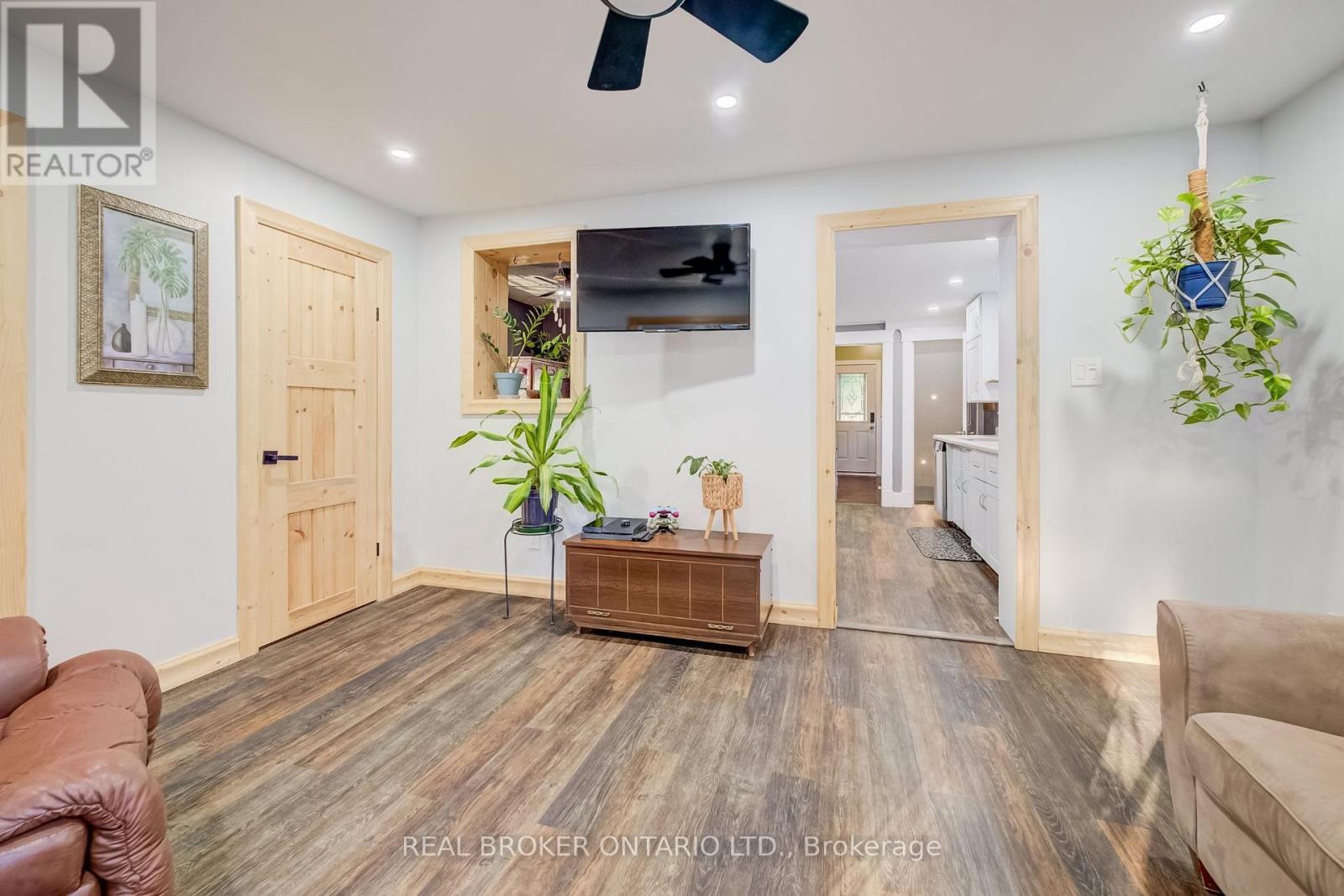 36 Cherry Street, Stratford, Ontario  N5A 2E8 - Photo 11 - X13782192
