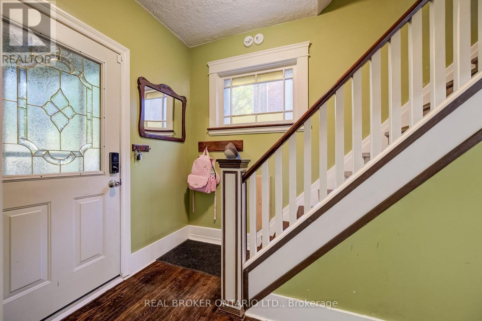 36 Cherry Street, Stratford, Ontario  N5A 2E8 - Photo 4 - X13782192