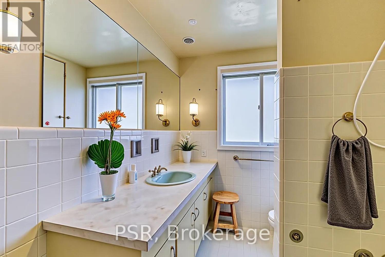 68 Halliwell Drive, Kitchener, Ontario  N2B 2M3 - Photo 20 - X13782230