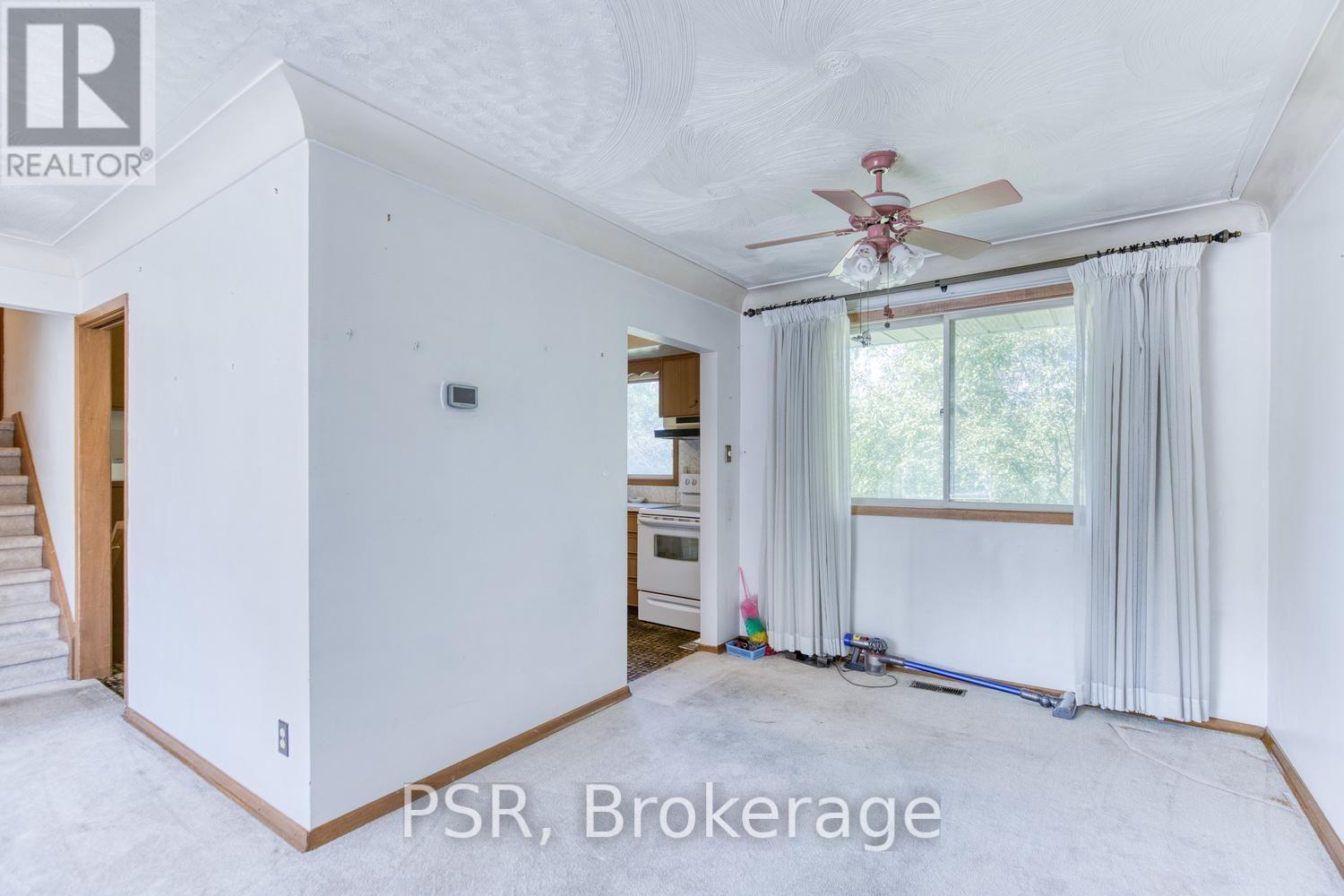 68 Halliwell Drive, Kitchener, Ontario  N2B 2M3 - Photo 25 - X13782230
