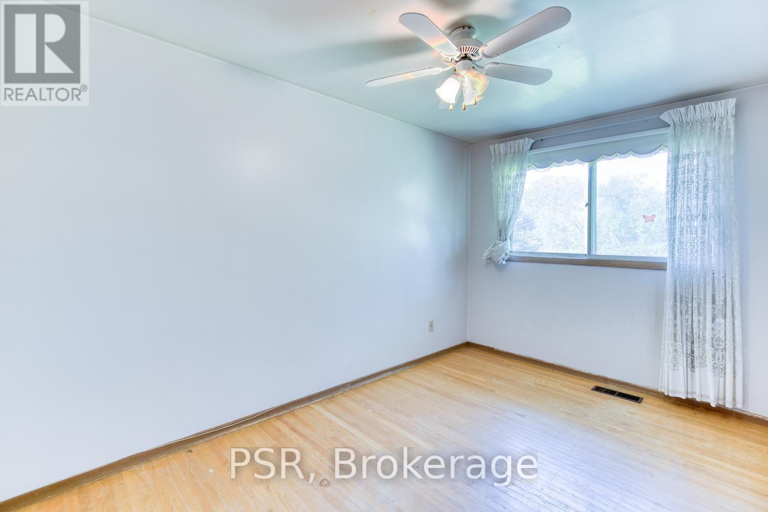 68 Halliwell Drive, Kitchener, Ontario  N2B 2M3 - Photo 32 - X13782230
