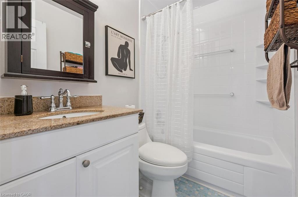 1100 Courtland Avenue E Unit# 302, Kitchener, Ontario  N2C 2H9 - Photo 23 - 40859290
