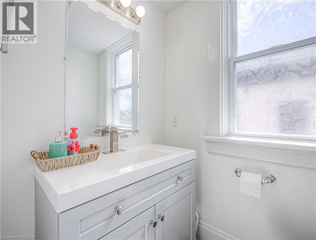 39 Cameron Street N Unit# 1, Kitchener, Ontario  N2H 3A2 - Photo 7 - 40862576