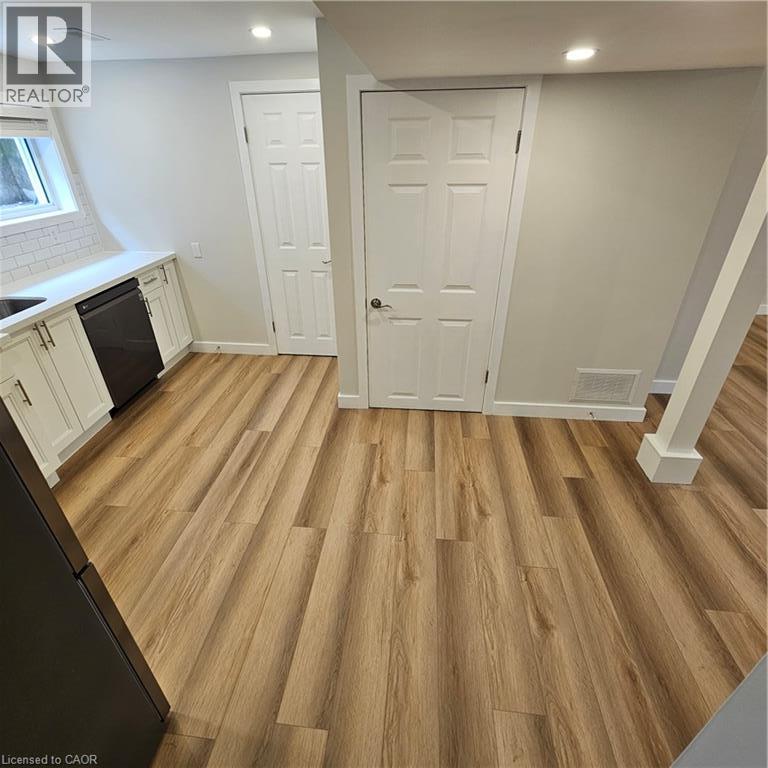 425 Franklin Street N Unit# Lower, Kitchener, Ontario  N2A 1Z2 - Photo 11 - 40862972