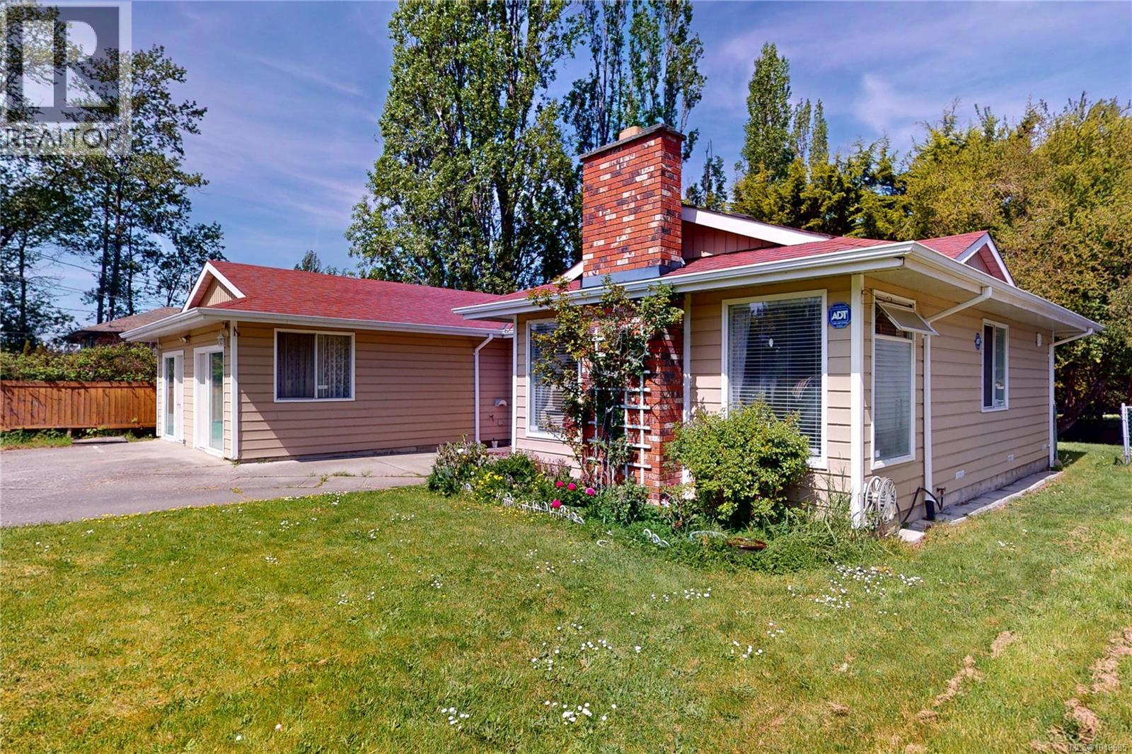 1382 Mckenzie Ave, Saanich, British Columbia  V8P 2M2 - Photo 8 - 1049685