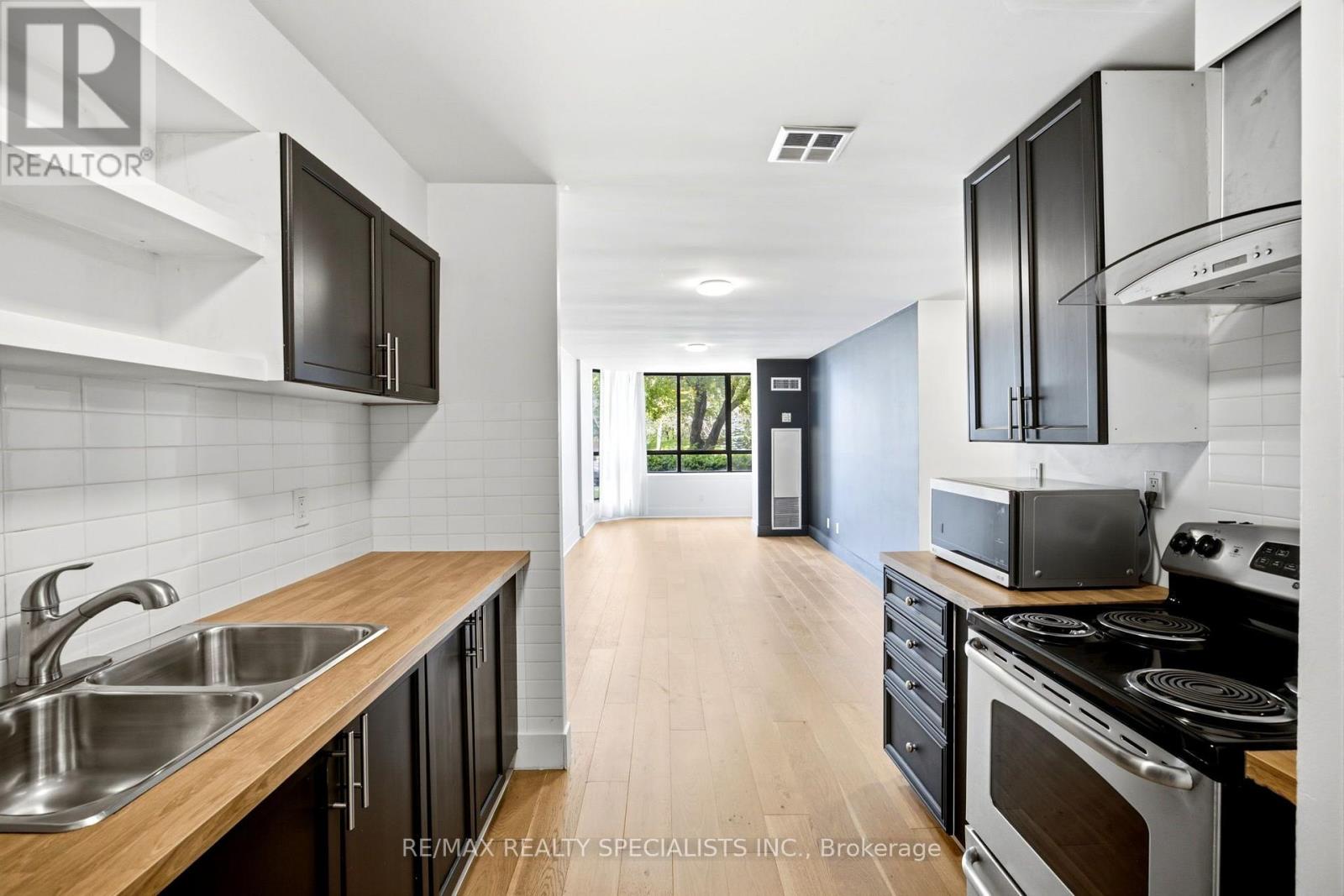113 - 55 Bamburgh Circle, Toronto, Ontario  M1W 3V4 - Photo 3 - E13562418