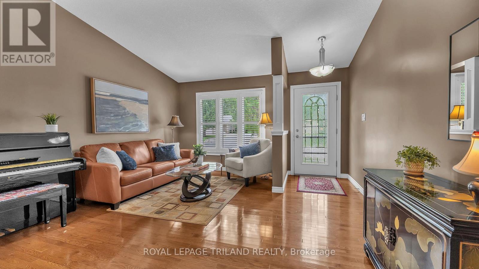 31 - 572 Thistlewood Drive, London North, Ontario  N5X 4N6 - Photo 4 - X13782526