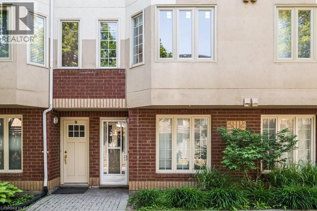 266 LIMERIDGE Road E Unit# 10, Hamilton, Ontario