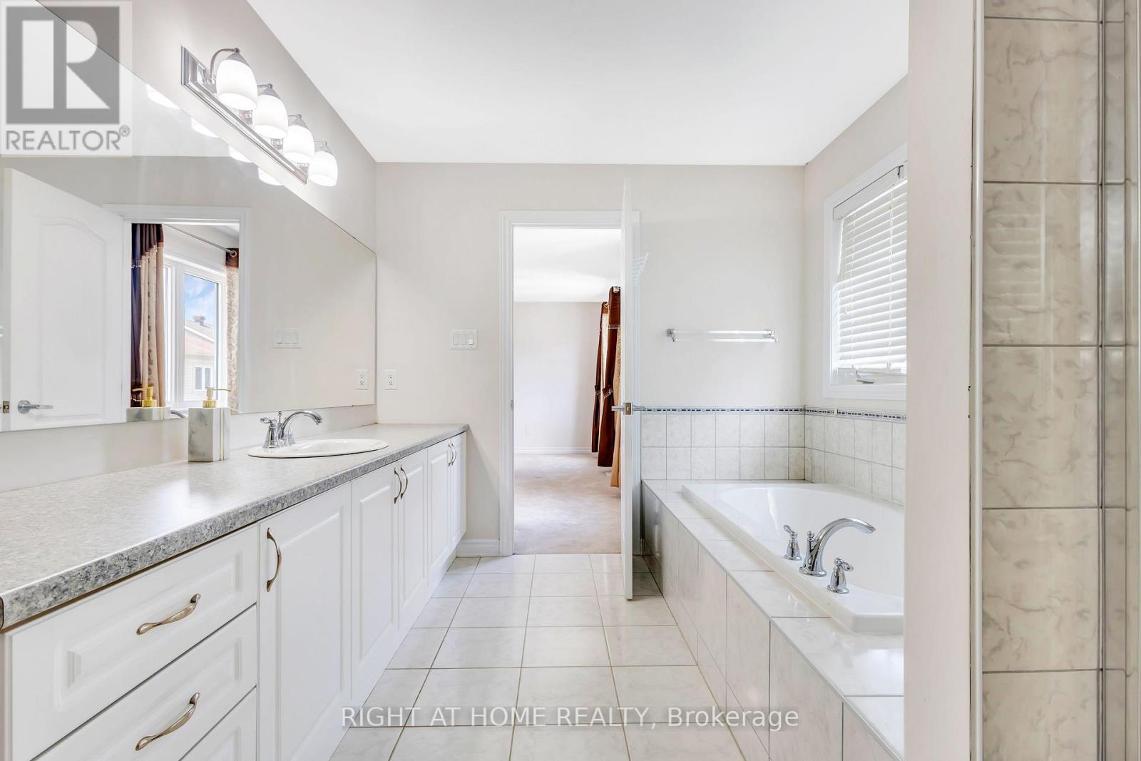 209 Rivertree Street, Ottawa, Ontario  K2M 0J4 - Photo 39 - X13782438