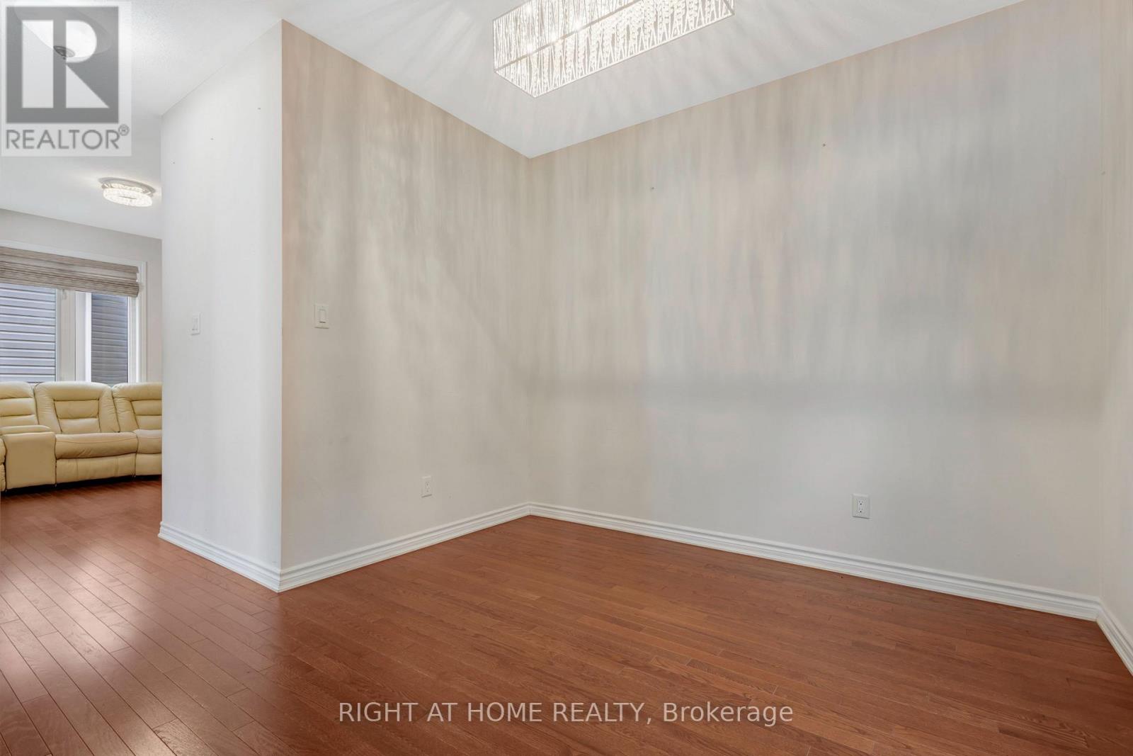 209 Rivertree Street, Ottawa, Ontario  K2M 0J4 - Photo 8 - X13782438