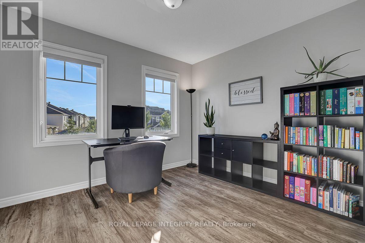 256 Ponderosa Street, Ottawa, Ontario  K2V 0N4 - Photo 32 - X13782492