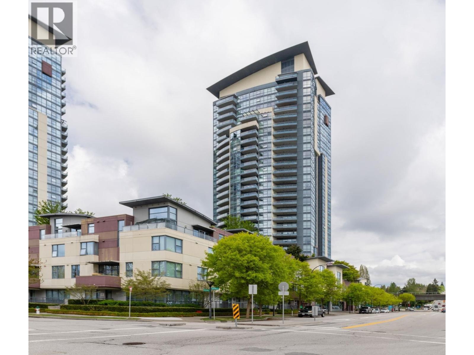 1402 2225 HOLDOM AVENUE, burnaby, British Columbia