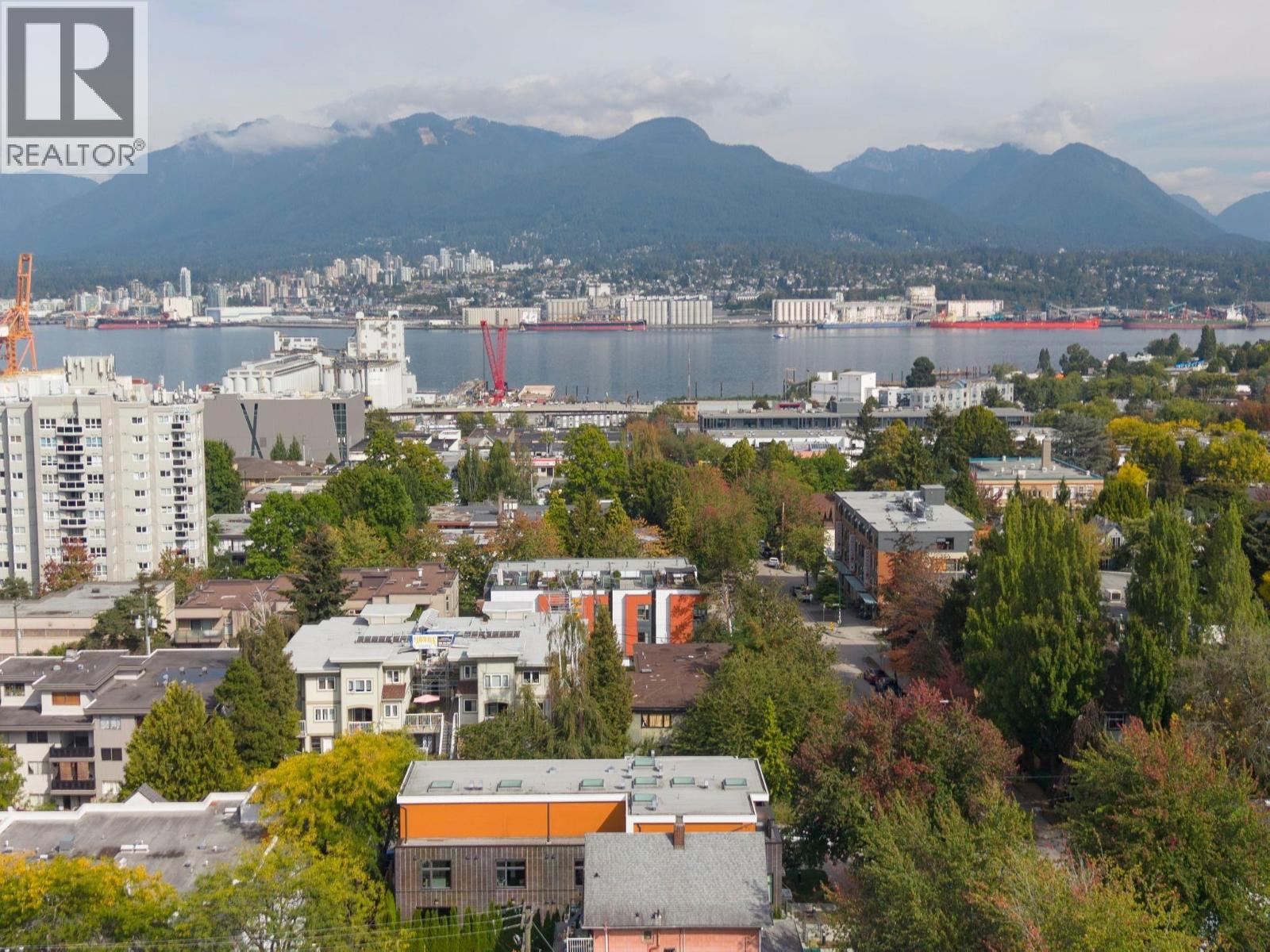 1880 E Georgia Street, Vancouver, British Columbia  V5L 2B6 - Photo 38 - R3165115
