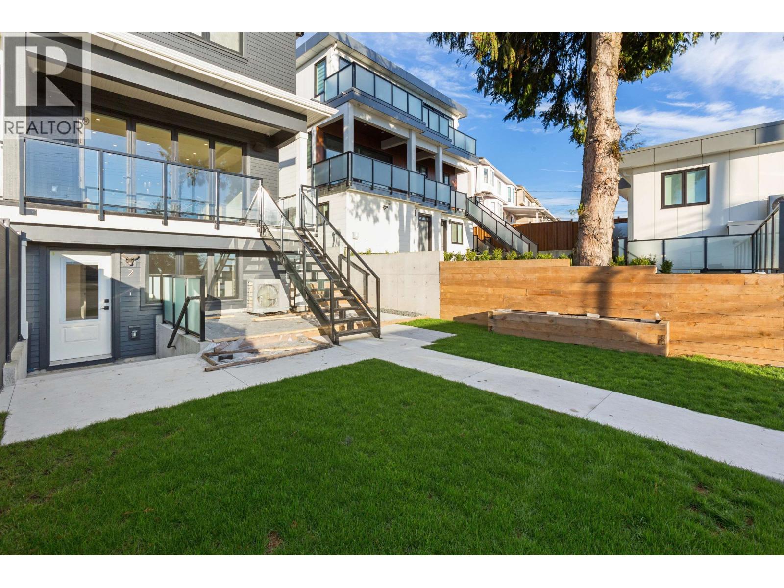 2130 Qualicum Drive, Vancouver, British Columbia  V5P 2M2 - Photo 19 - R3165129