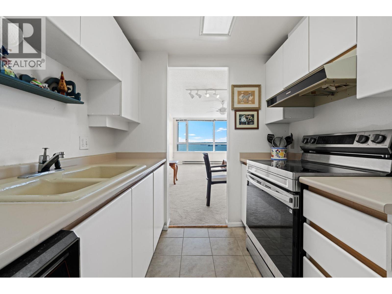 1502 2203 Bellevue Avenue, West Vancouver, British Columbia  V7V 4V7 - Photo 16 - R3165131