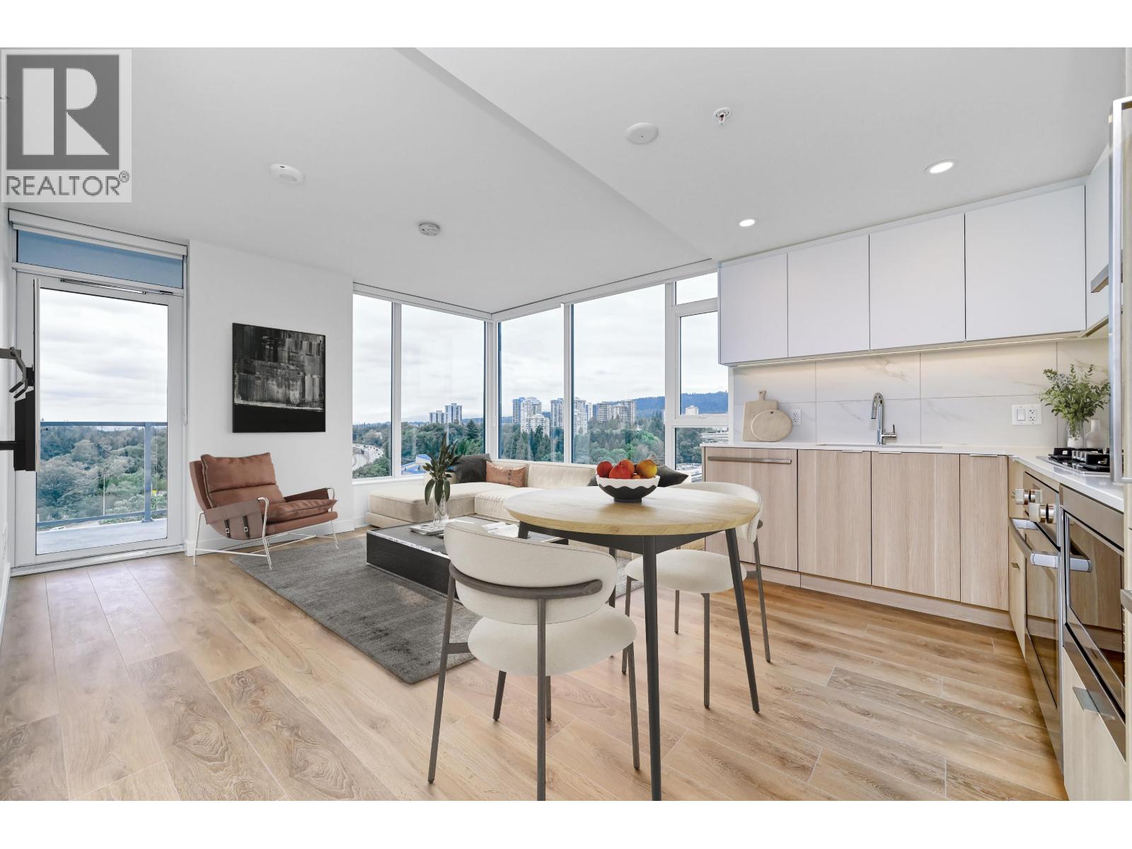 1009 318 Alderson Avenue, Coquitlam, British Columbia  V3K 0J1 - Photo 2 - R3165132