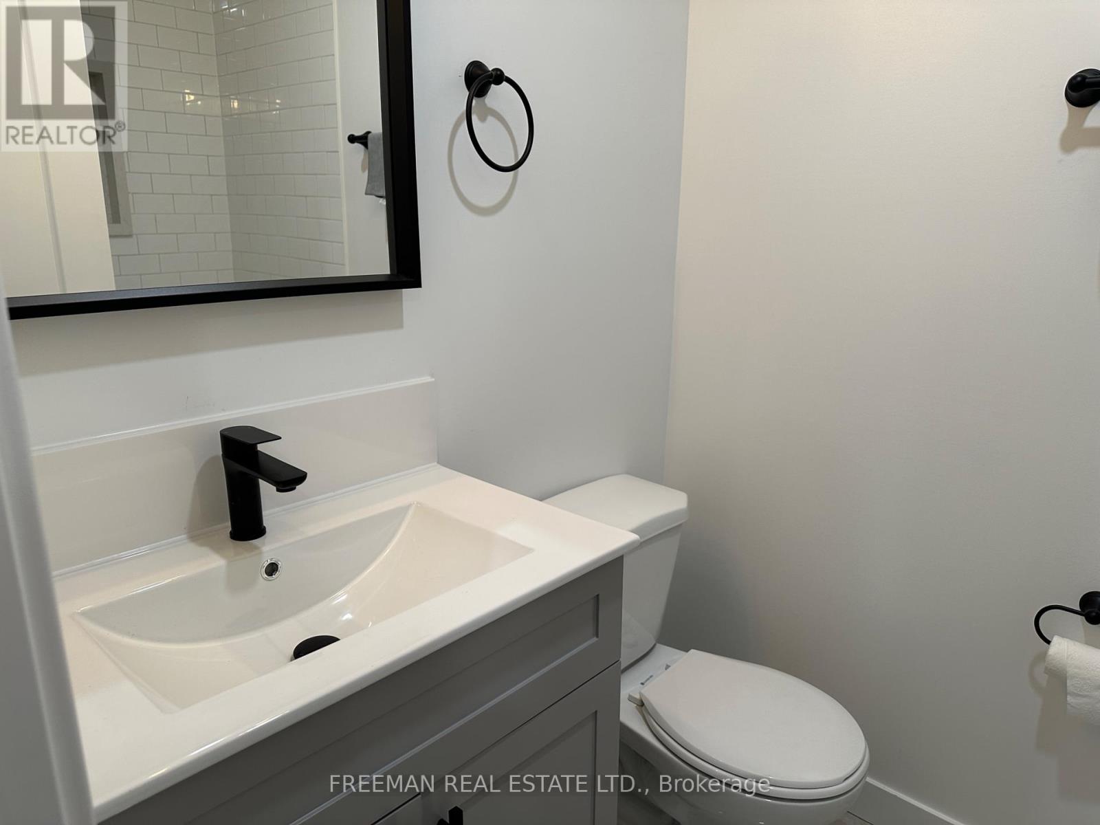 2nd Floor - 1029 Gerrard Street, Toronto, Ontario  M4M 1Z6 - Photo 10 - E13781516