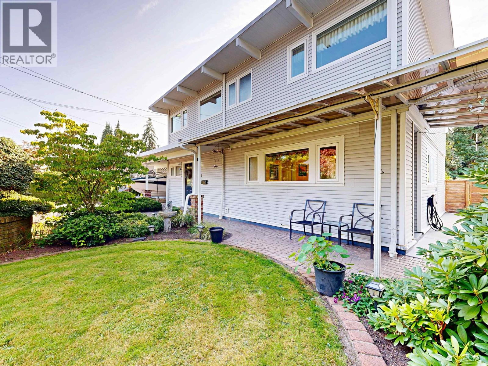 901 Dundonald Drive, Port Moody, British Columbia  V3H 1B8 - Photo 3 - R3165126