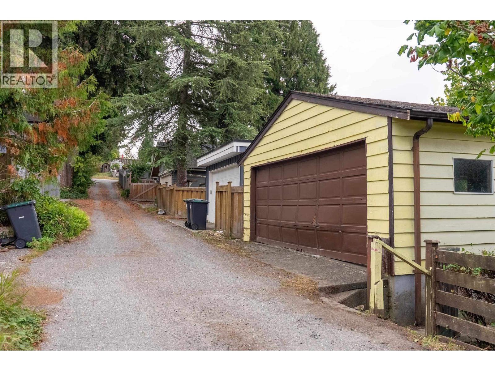 234 W St. James Road, North Vancouver, British Columbia  V7N 2P3 - Photo 15 - R3165137