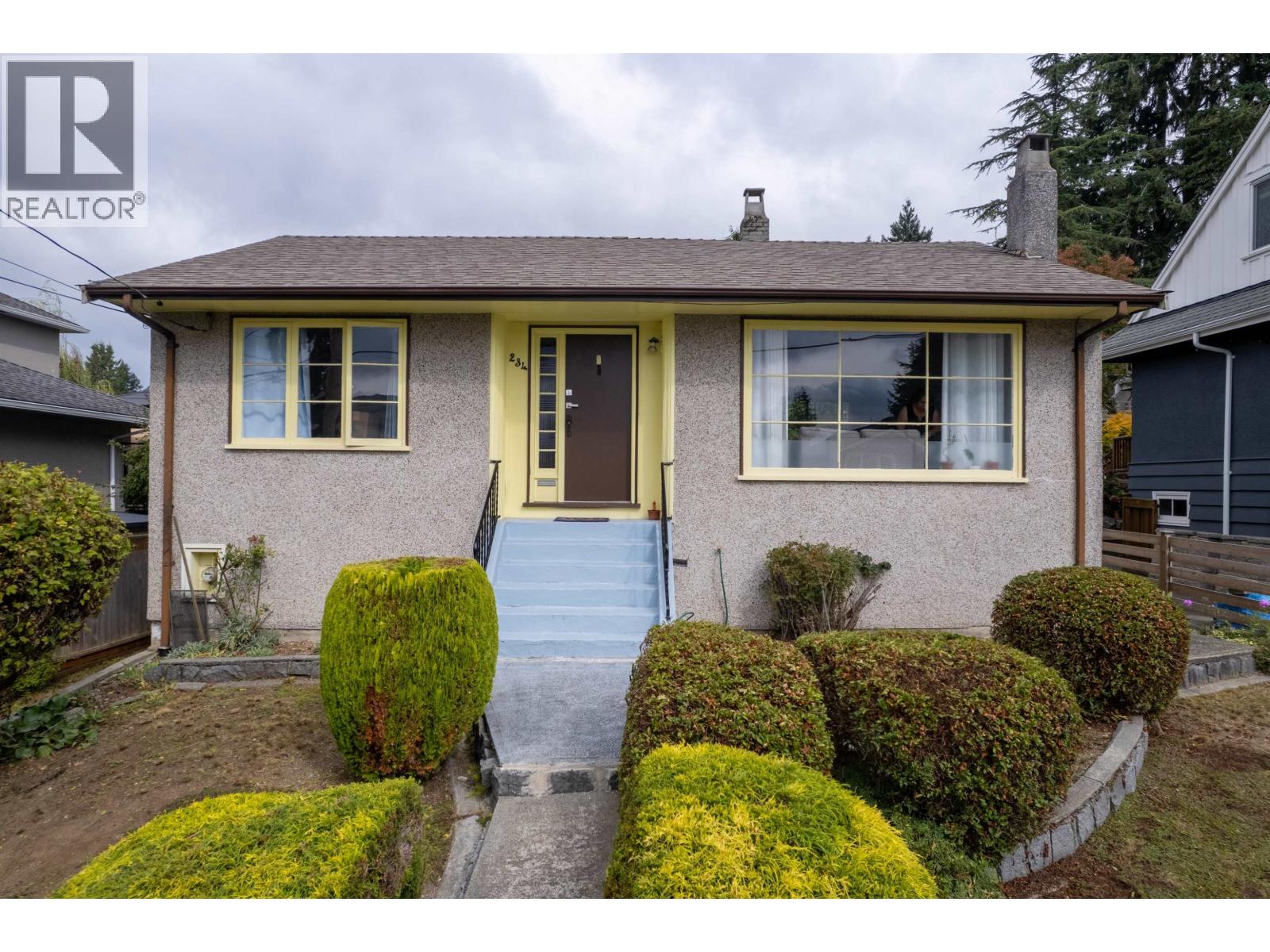 234 W St. James Road, North Vancouver, British Columbia  V7N 2P3 - Photo 30 - R3165137