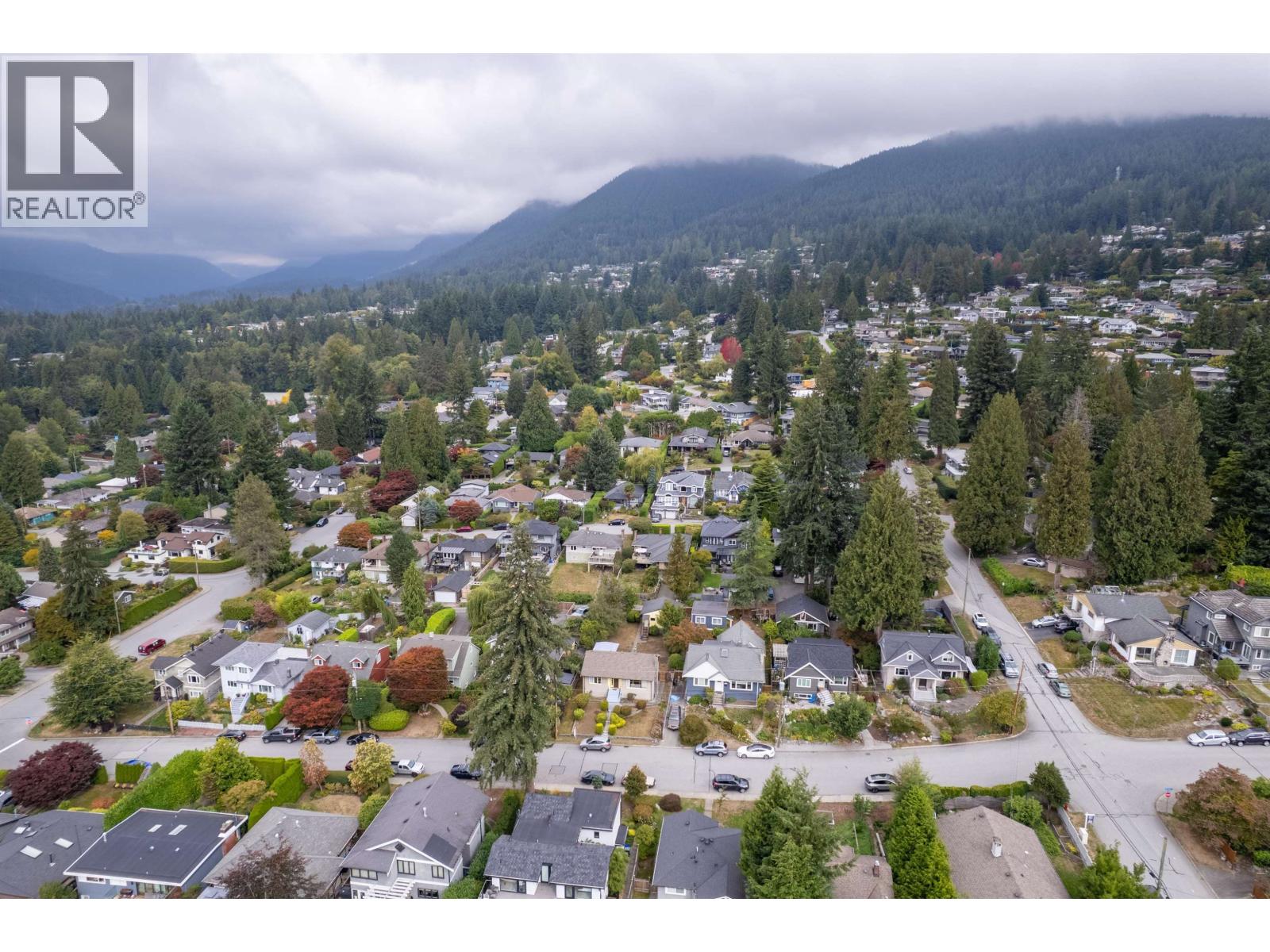 234 W St. James Road, North Vancouver, British Columbia  V7N 2P3 - Photo 32 - R3165137