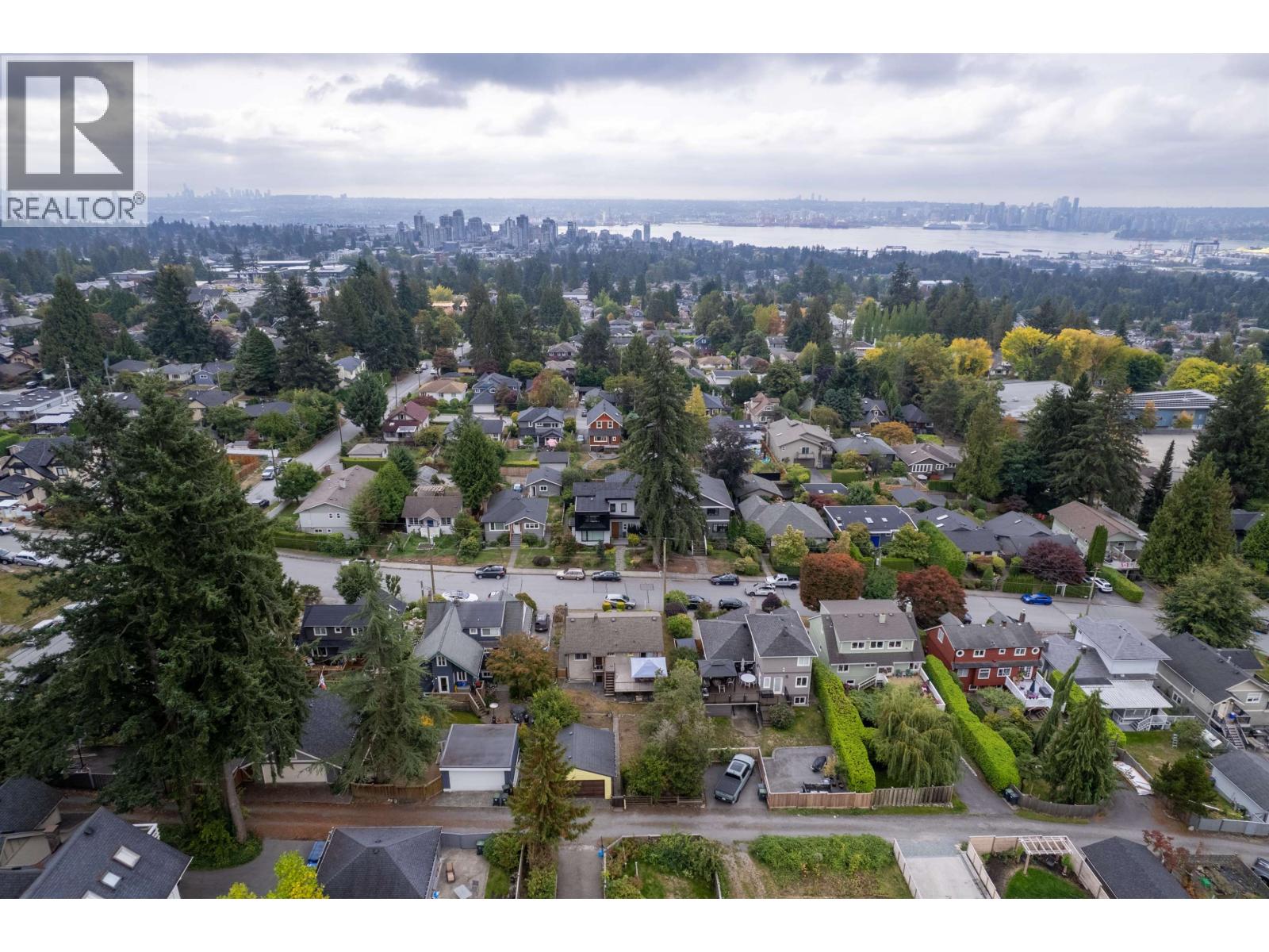234 W St. James Road, North Vancouver, British Columbia  V7N 2P3 - Photo 38 - R3165137