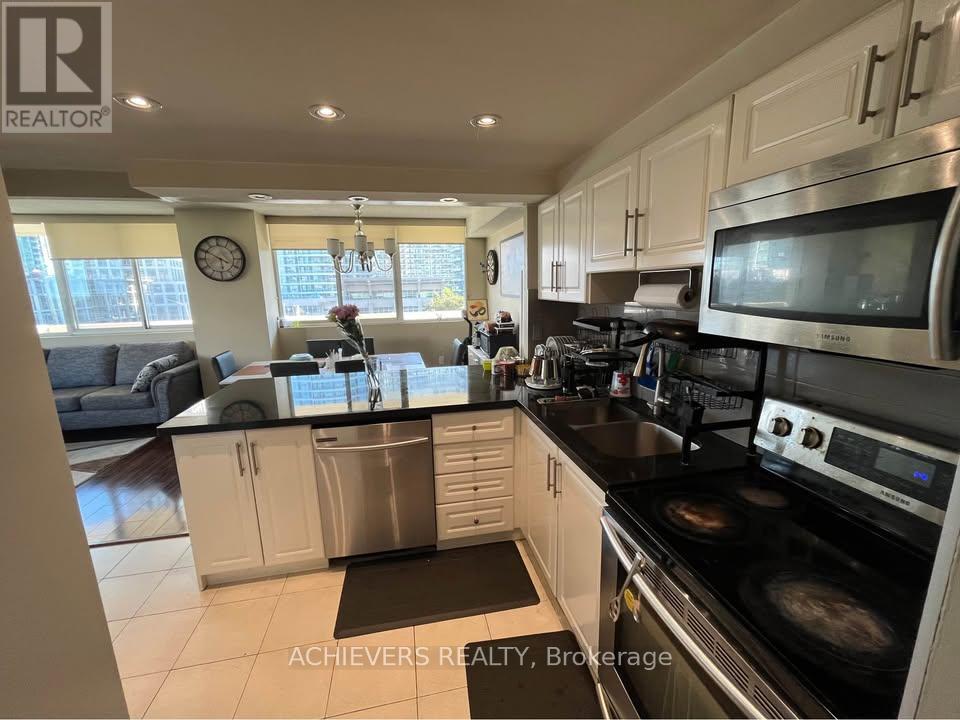 507 - 3590 Kaneff Crescent, Mississauga, Ontario  L5A 3X3 - Photo 3 - W13774018